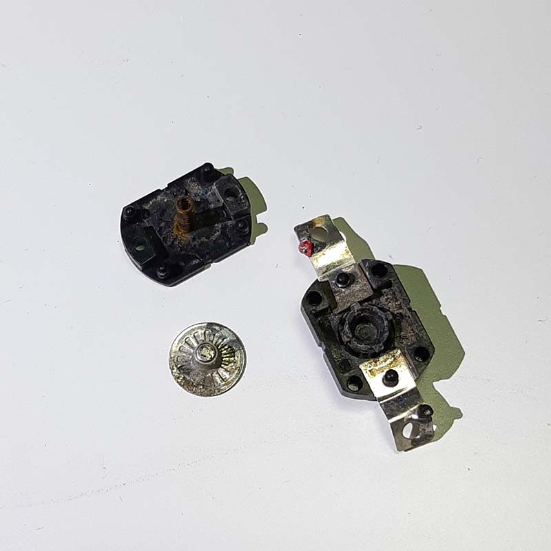 Metal Components inside Switch for Underglow Kits